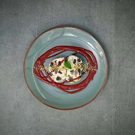 The Gem Society 4* Athen
